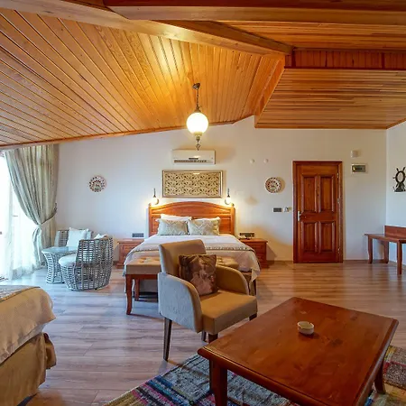 Hotell My Marina Select 2*